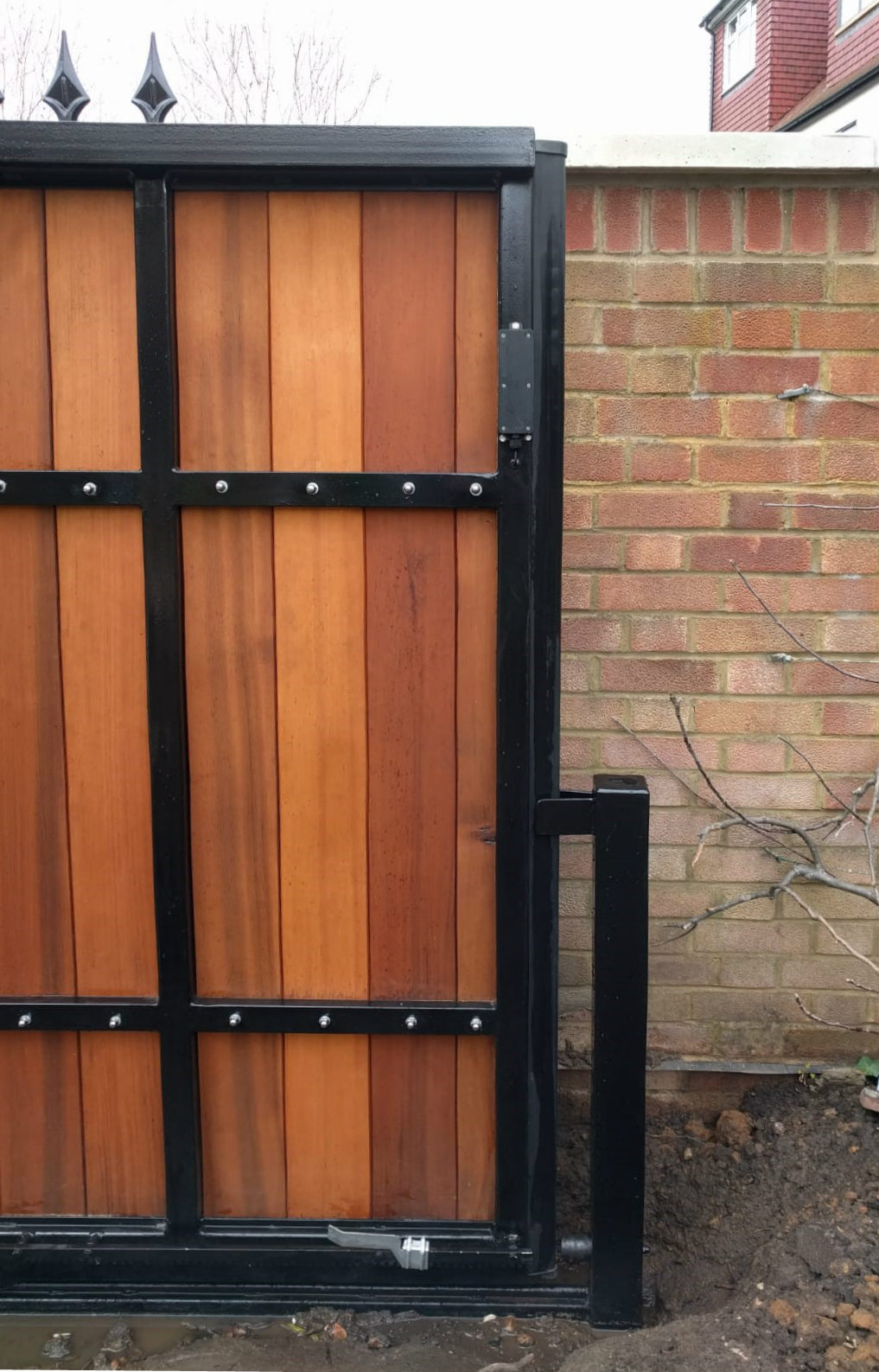 Wood Slider 6a - Electric Gate Repair London